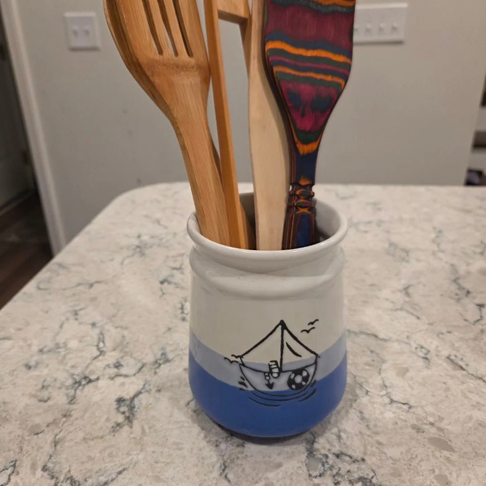 Kitchen Utensil Holder White Blue Sailboat design
